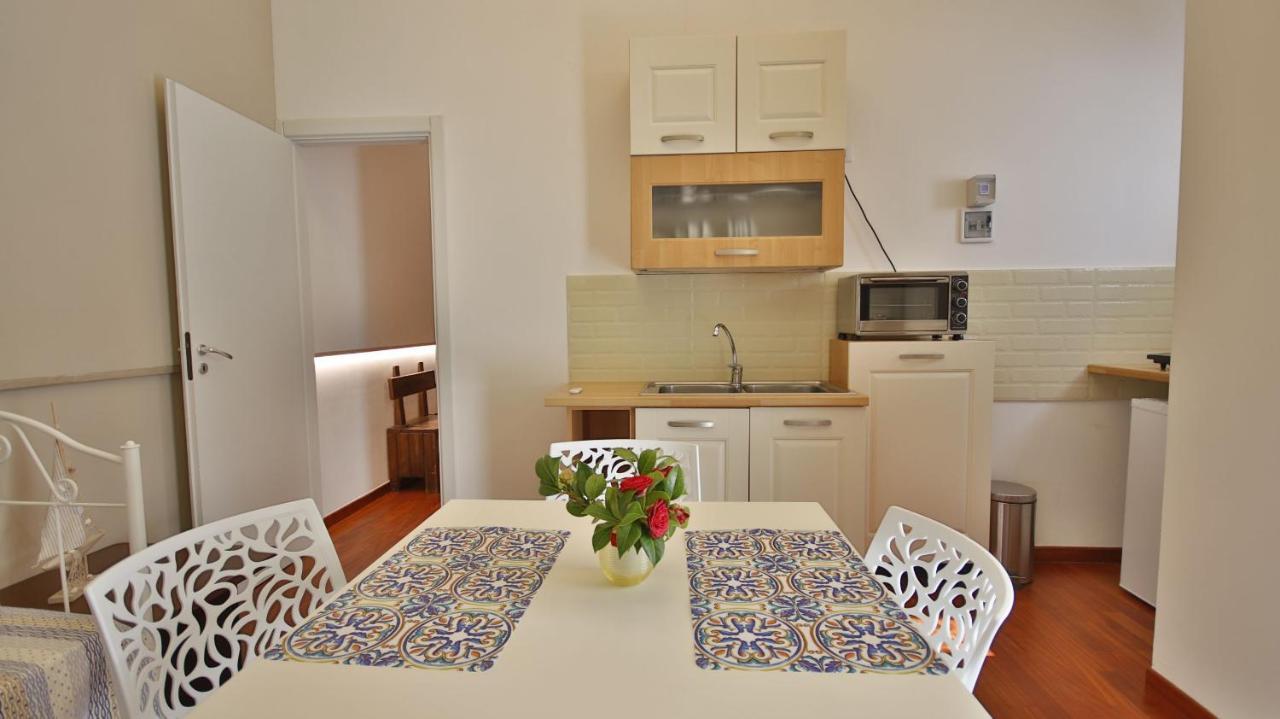 Casa Levante A 75 Mt Dalla Spiaggia Monopoli Ngoại thất bức ảnh
