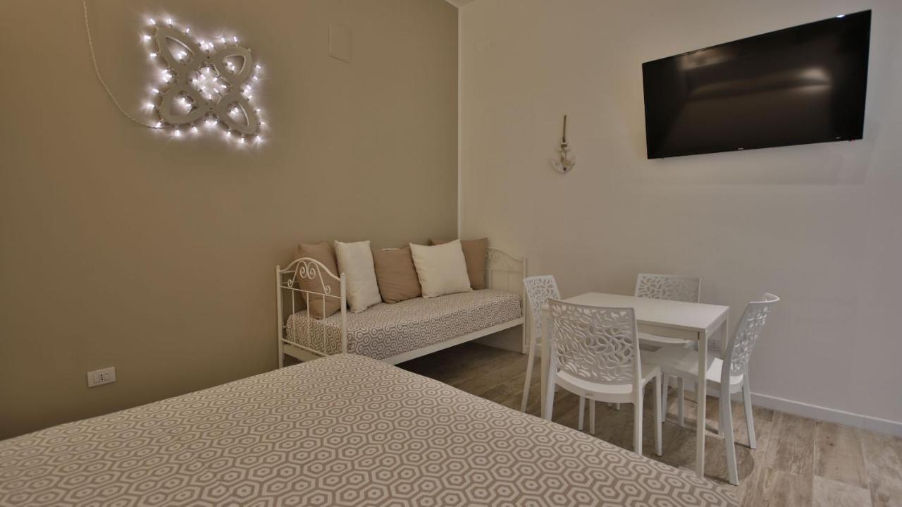 Casa Levante A 75 Mt Dalla Spiaggia Monopoli Ngoại thất bức ảnh
