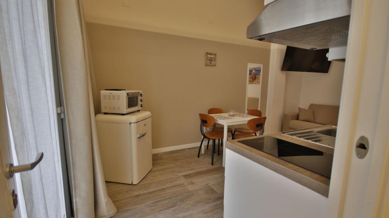 Casa Levante A 75 Mt Dalla Spiaggia Monopoli Ngoại thất bức ảnh