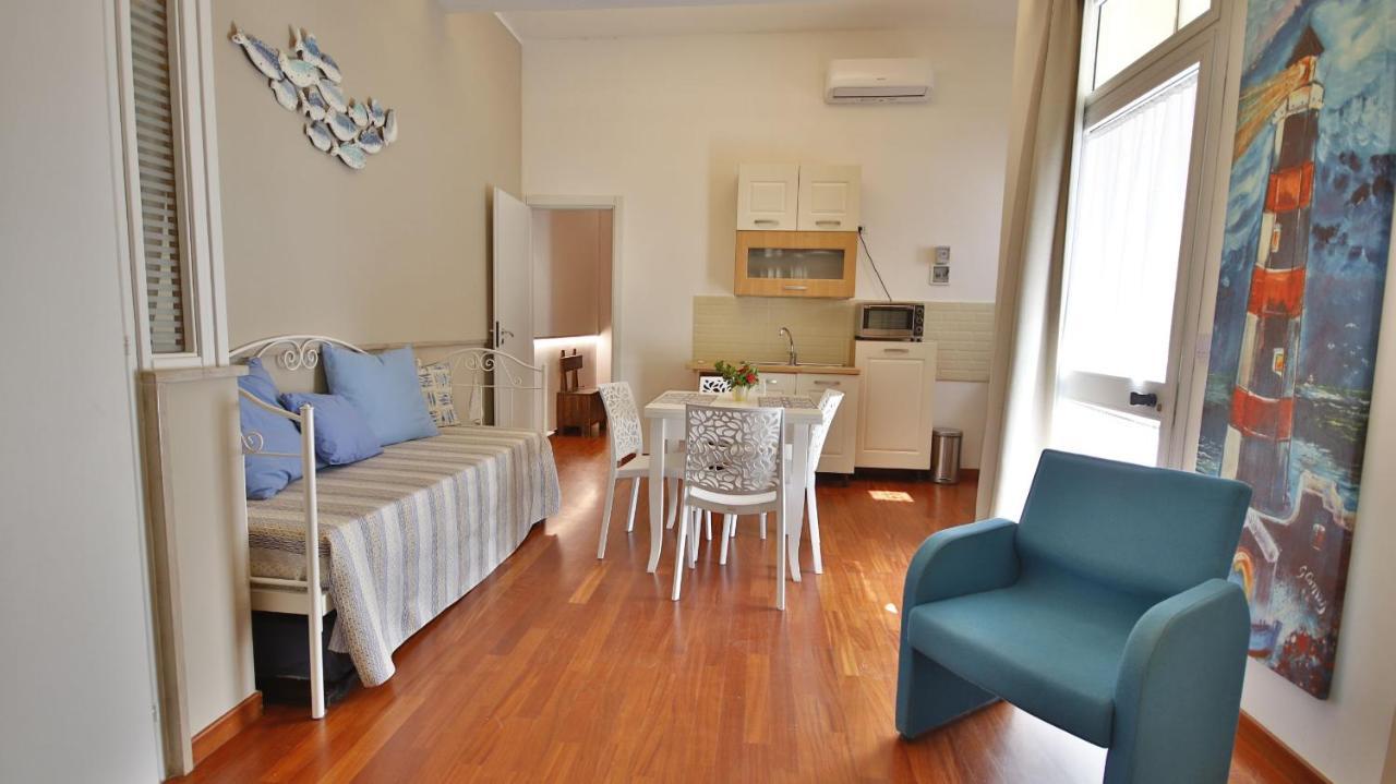 Casa Levante A 75 Mt Dalla Spiaggia Monopoli Ngoại thất bức ảnh